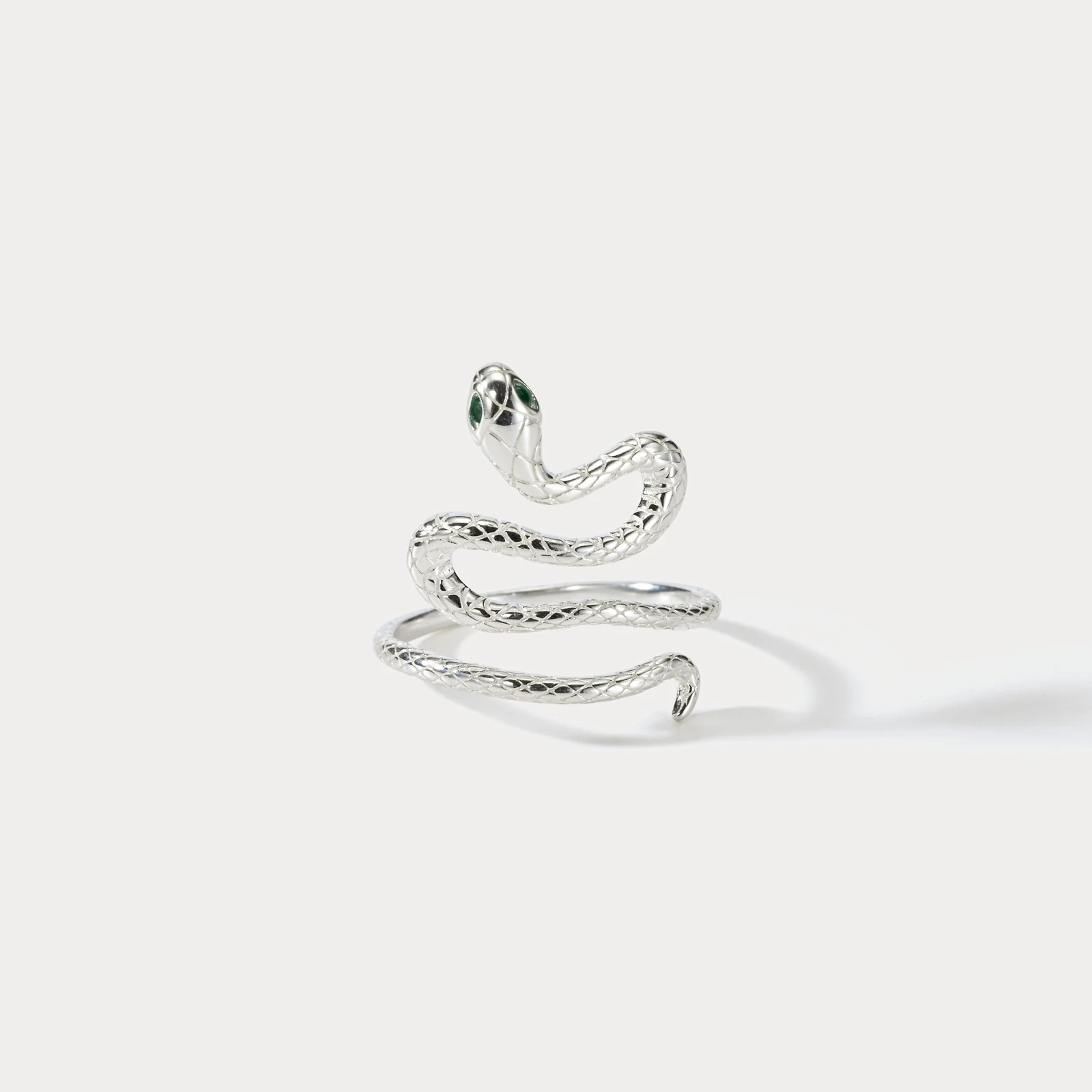 Elegant Serpent Ring