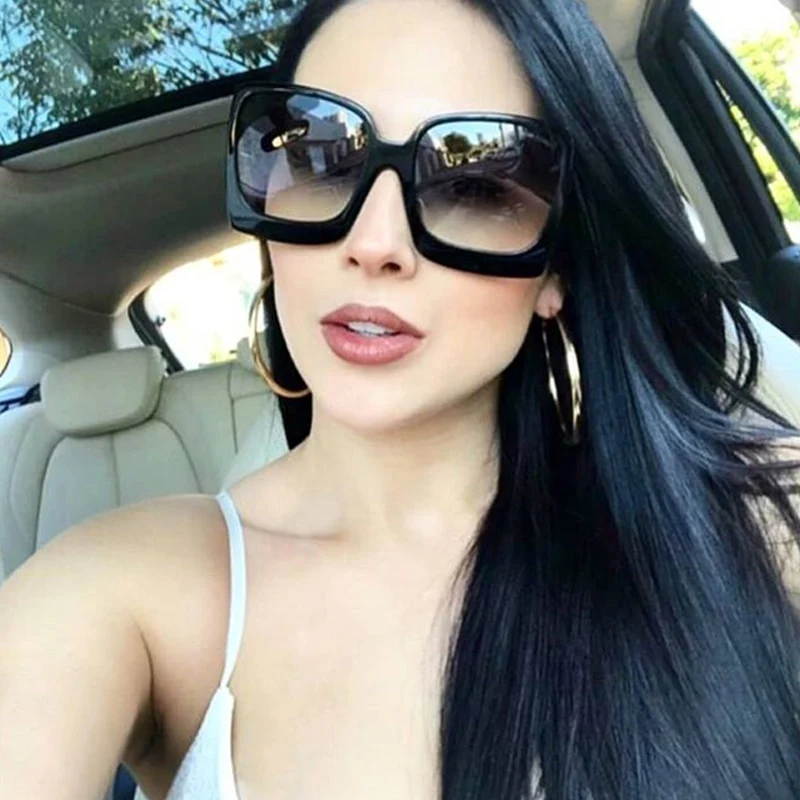 Chic Everyday Sunglasses