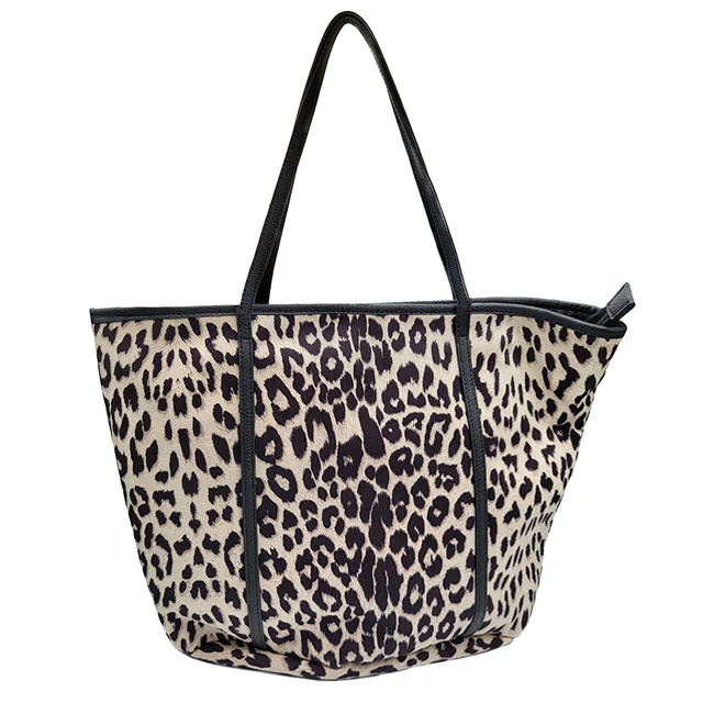 Elegant Leopard Print Tote Bag